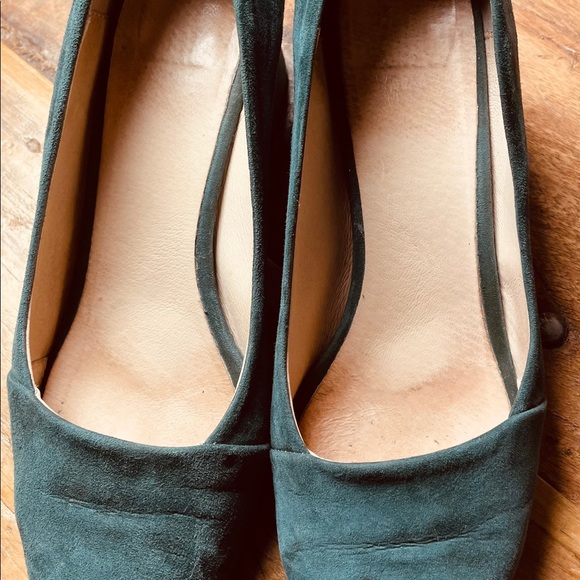Green suede block heel pumps. Size 8/38 - Picture 8 of 8